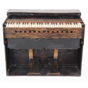 Bilhorn Style L 5-octave Folding Organ