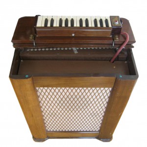 Maas-Rowe Vibrachime Keyboard Carillon