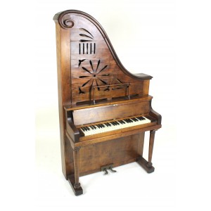 Dolcette (Giraffe Piano, 19th Century)